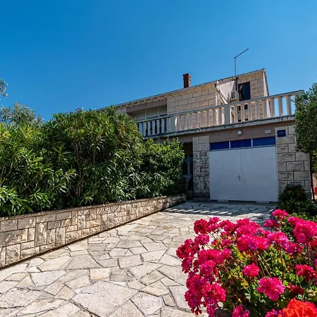 Mak Apartmán Račišće