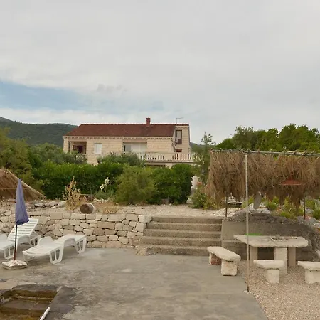 Mak アパート Račišće